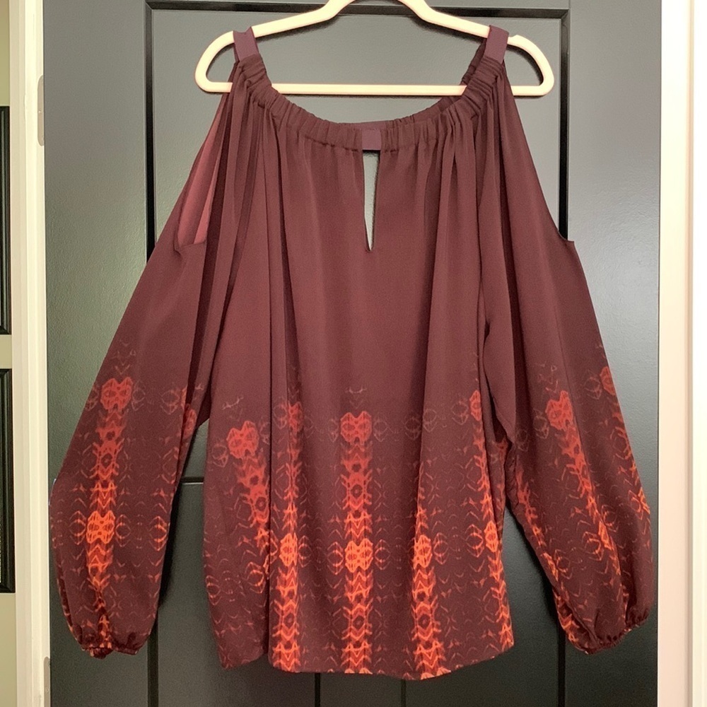 Lane Bryant Burgundy Cold Shoulder,Bell Sleeve Blouse w/Ombré. Size 22/24